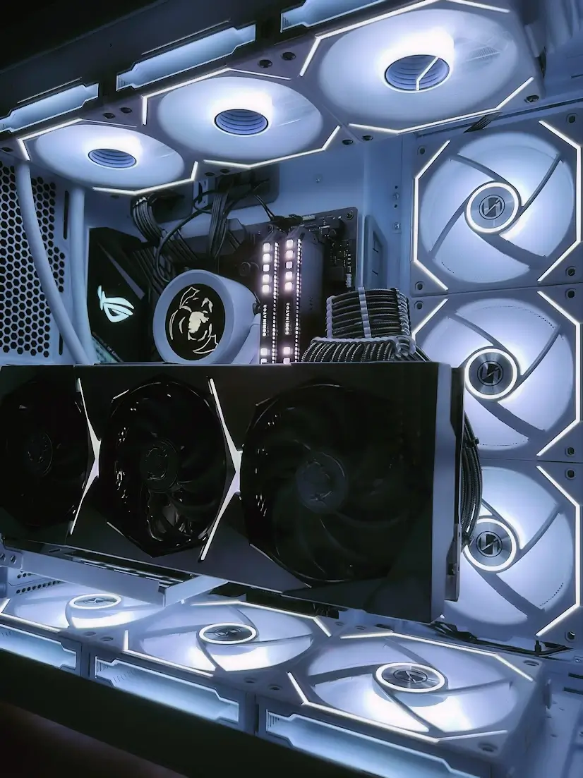 Informático Moratalaz - Montaje Hardware Gaming PC Fractal AMD Intel Domicilio Moratalaz